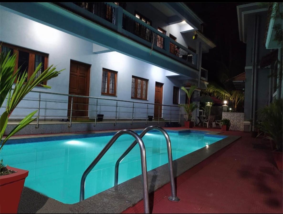 Franria Villa Guest House 卡兰古特 外观 照片
