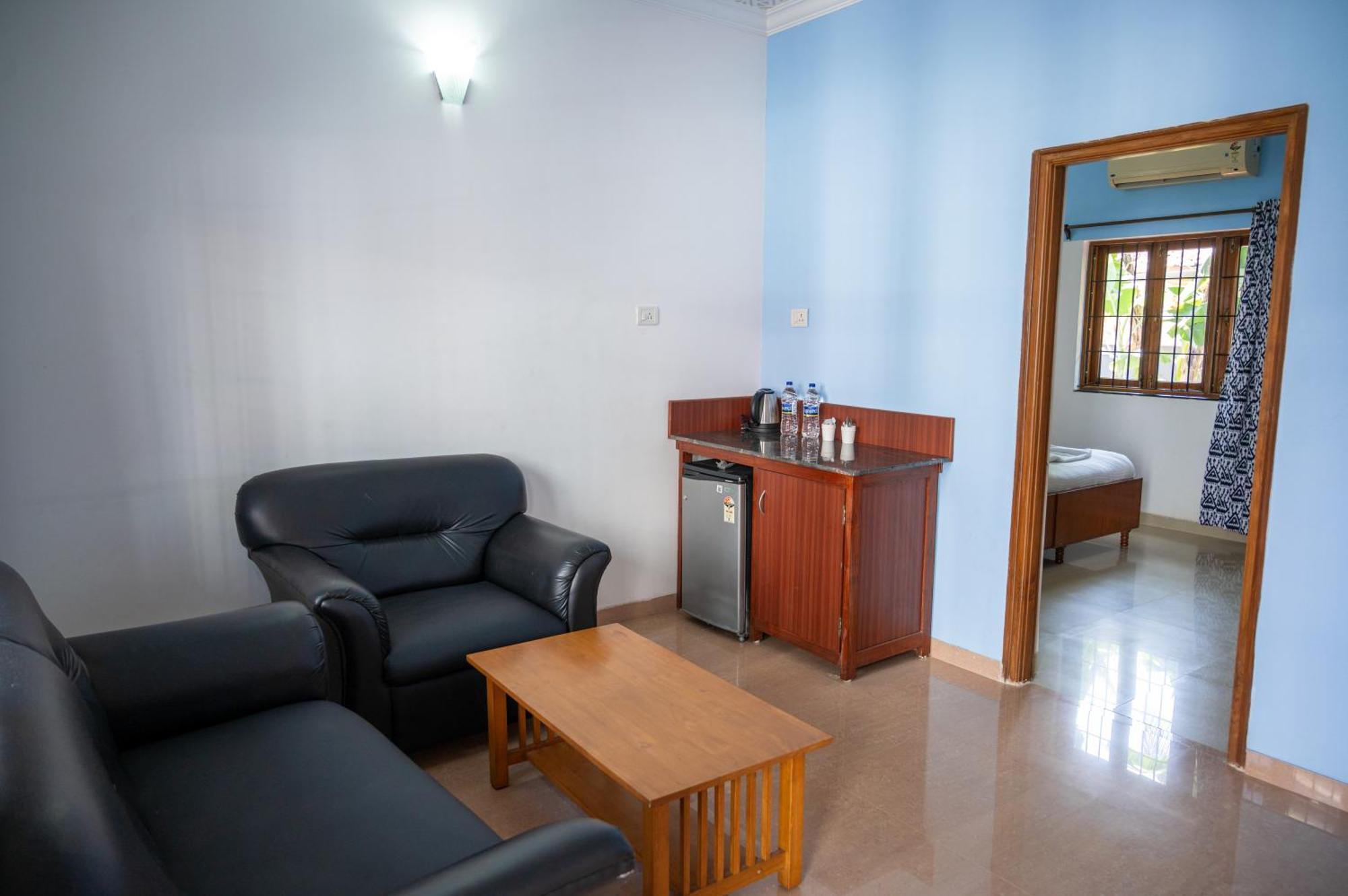 Franria Villa Guest House 卡兰古特 外观 照片